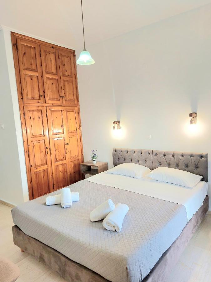 Athina Apartments 阿凯松 外观 照片
