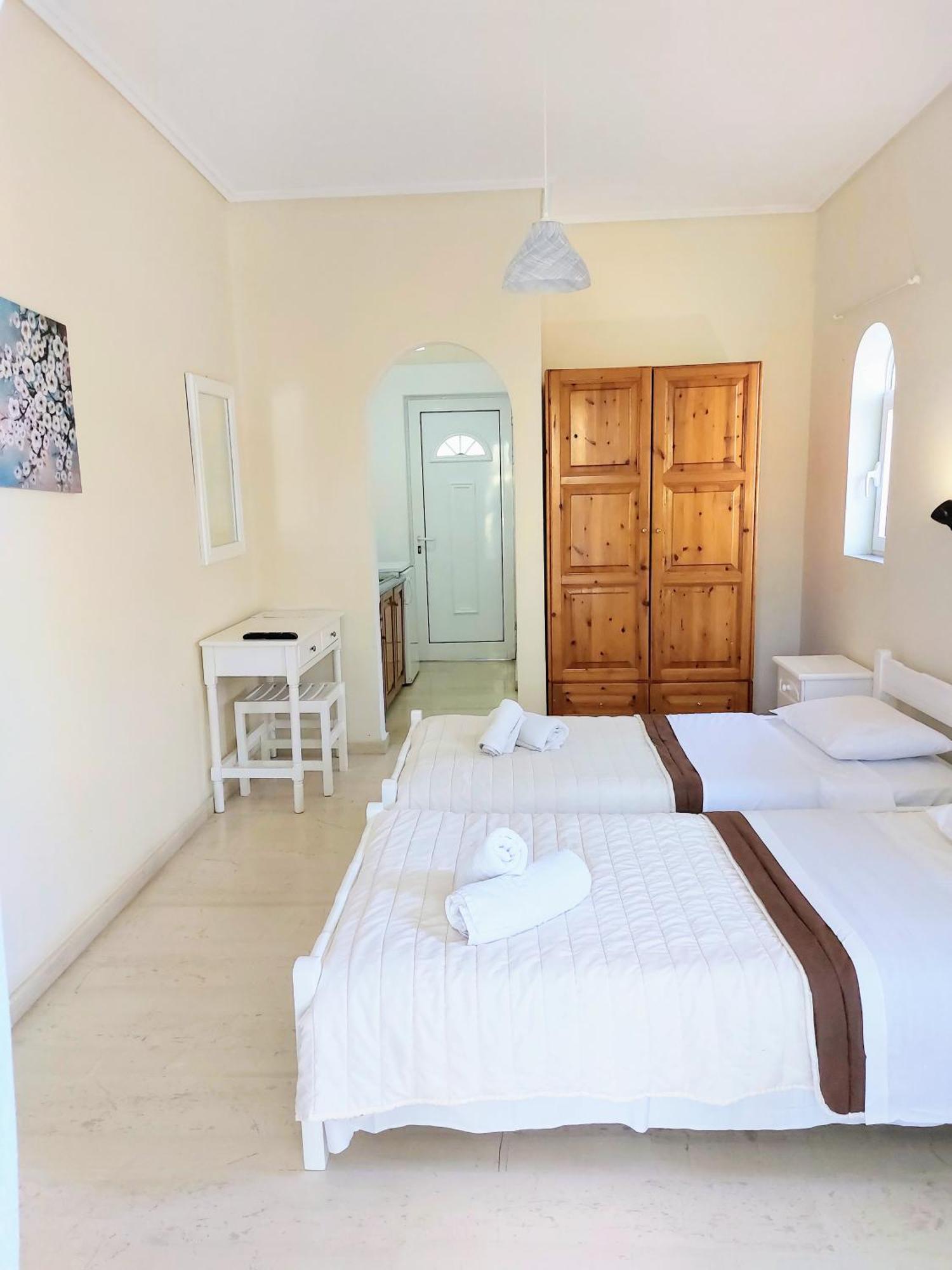 Athina Apartments 阿凯松 外观 照片