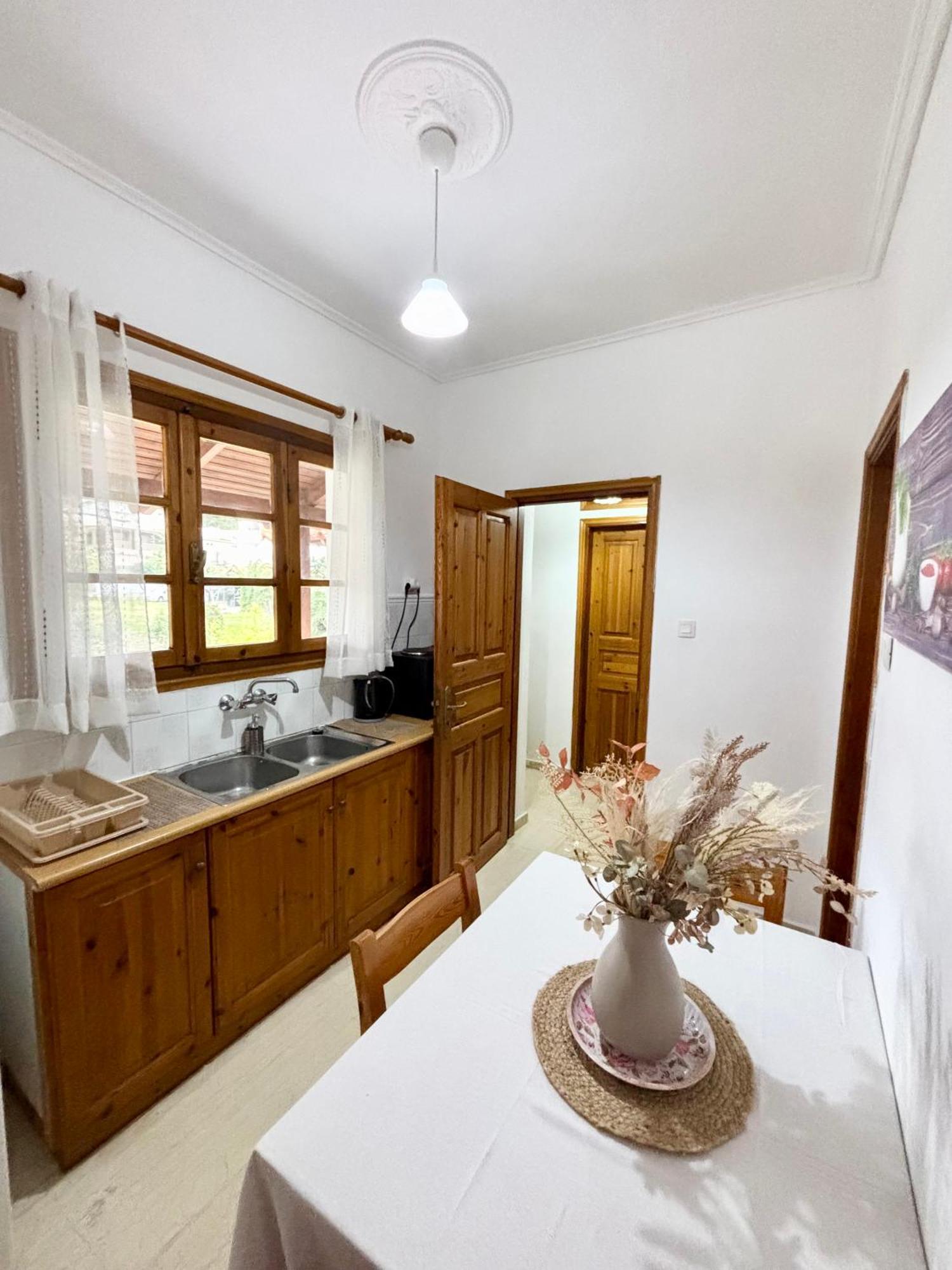 Athina Apartments 阿凯松 外观 照片