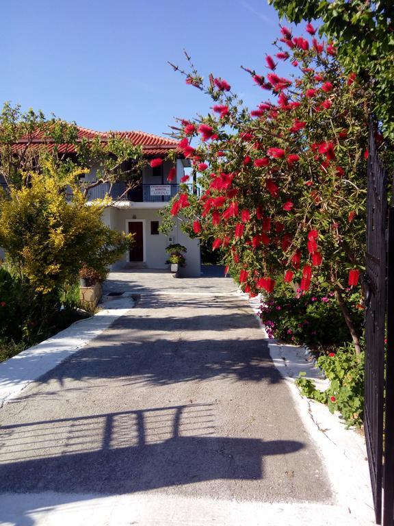 Athina Apartments 阿凯松 外观 照片